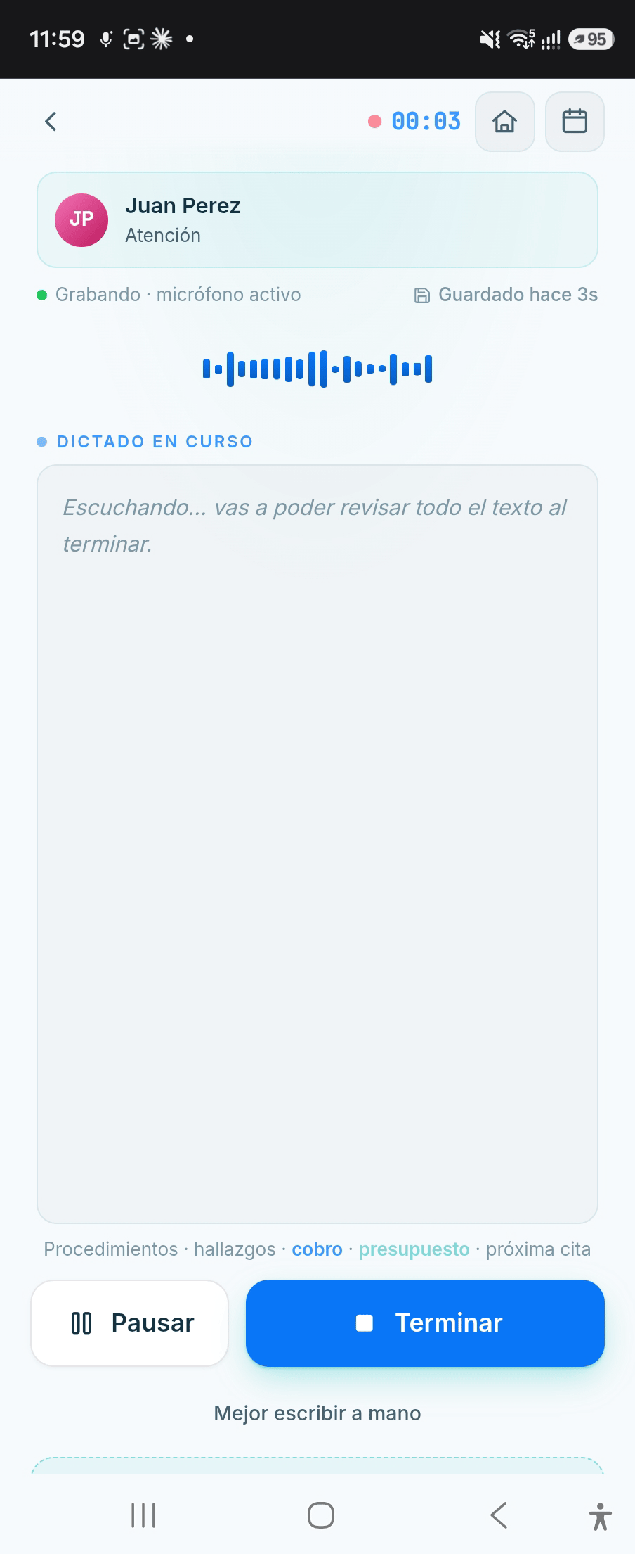 Dictado de DentiMed con controles para pausar y terminar. Datos de práctica.